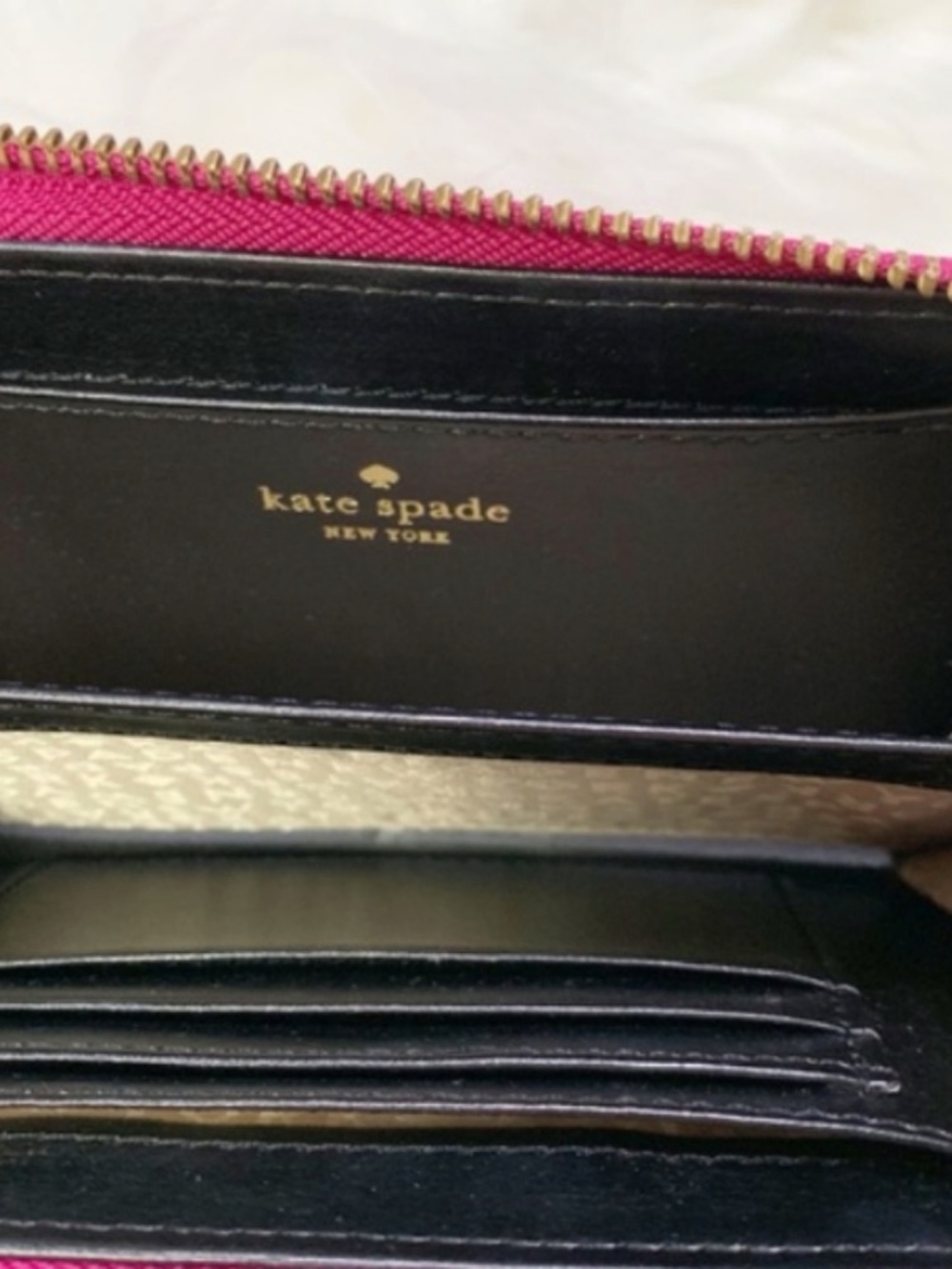 Kate Spade "Beale Street Catarina" Metallic Pink Dot-Embossed Wristlet NWT - Picture 3 of 5